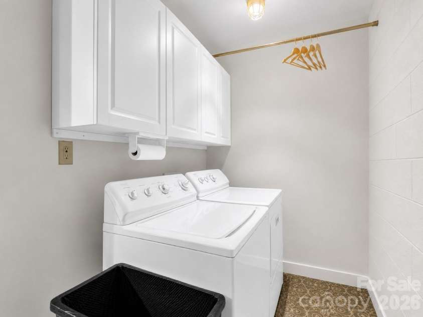 103 Shadowbrook Drive, Asheville, NC 28805.  MLS# CAR4407884, YatesRealty ID 42172. Edited to remove personal items