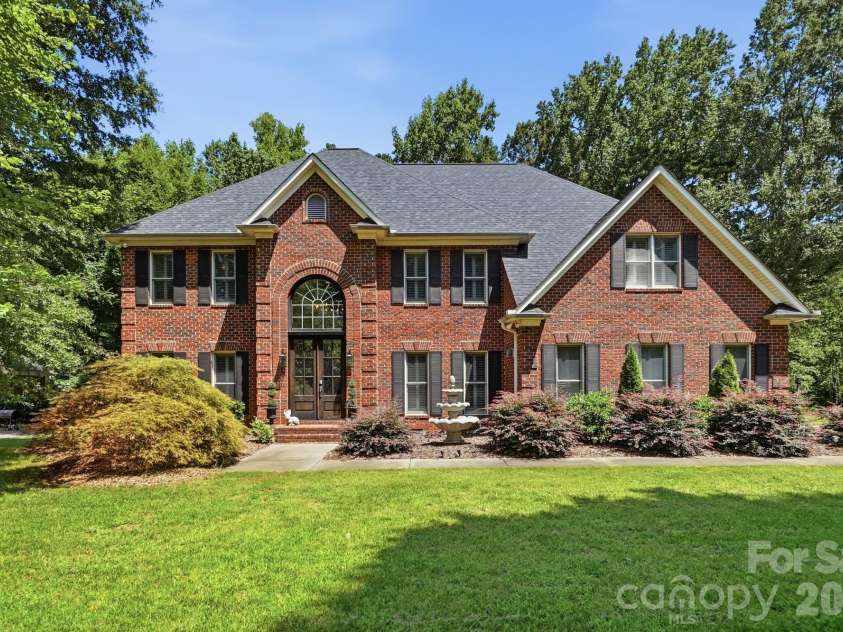 132 Rugby Road, Salisbury, NC 28144.  MLS# CAR4410249, YatesRealty ID 42173. 