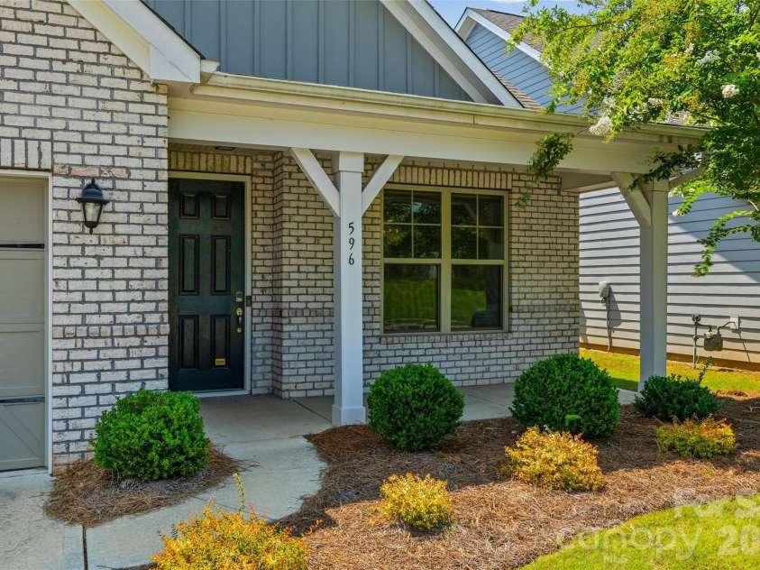596 Rustlewood Way, Rock Hill, SC 29732.  MLS# CAR4409855, YatesRealty ID 42174. 