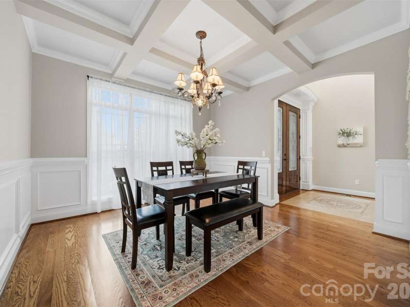 8040 Young Road, Hickory, NC 28602.  MLS# CAR4410326, YatesRealty ID 42175. 