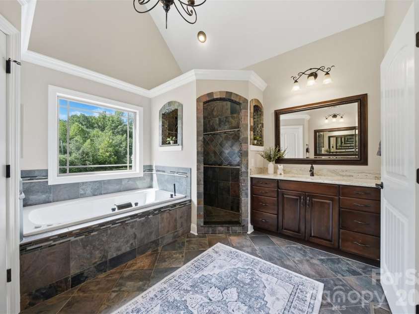 8040 Young Road, Hickory, NC 28602.  MLS# CAR4410326, YatesRealty ID 42175. 