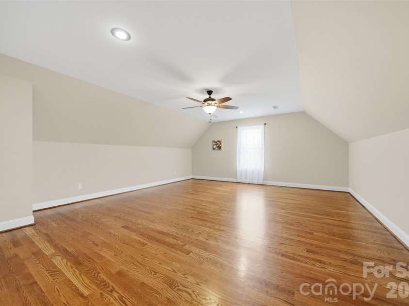 8040 Young Road, Hickory, NC 28602.  MLS# CAR4410326, YatesRealty ID 42175. 