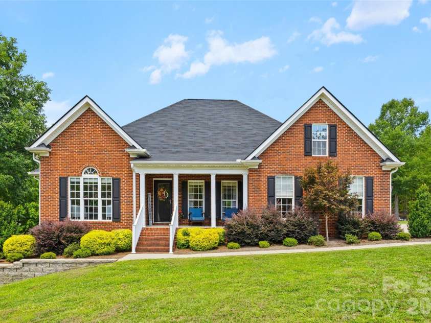 4215 Bonanza Trail, Lancaster, SC 29720.  MLS# CAR4408532, YatesRealty ID 42176. 