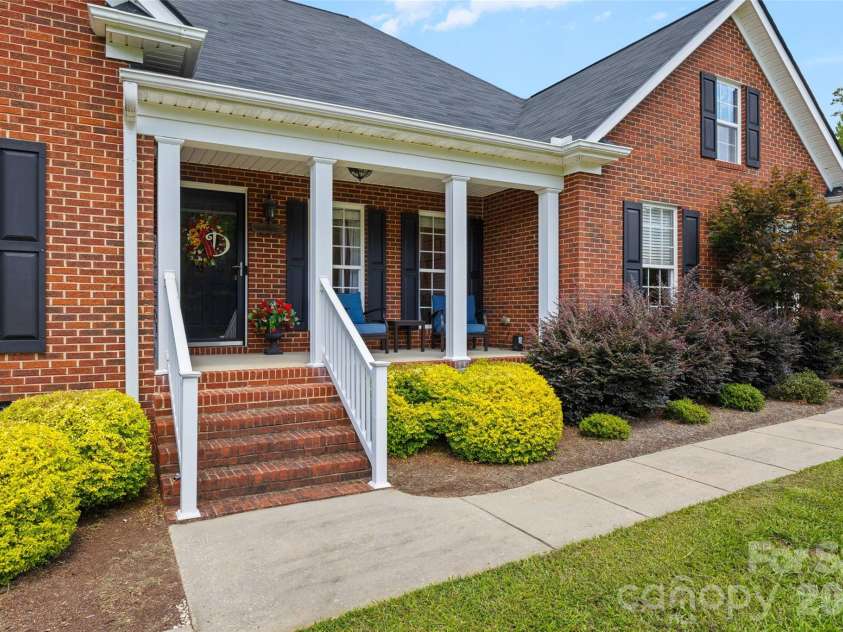 4215 Bonanza Trail, Lancaster, SC 29720.  MLS# CAR4408532, YatesRealty ID 42176. 