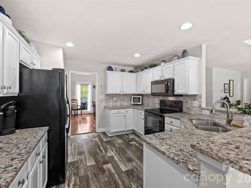 4215 Bonanza Trail, Lancaster, SC 29720.  MLS# CAR4408532, YatesRealty ID 42176. 