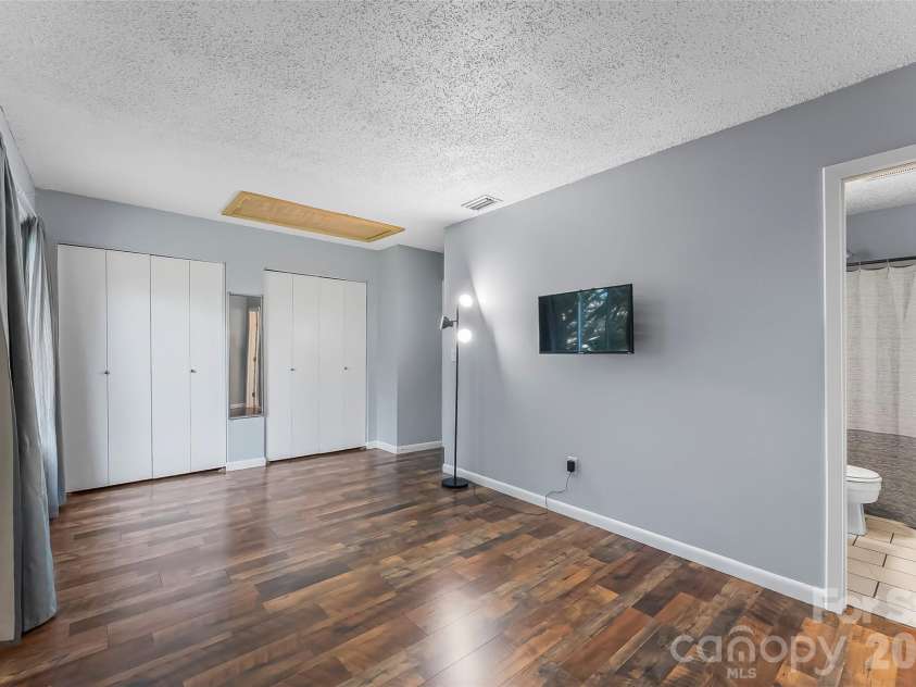 119 Colony Drive, Arden, NC 28704.  MLS# CAR4408014, YatesRealty ID 42177. 