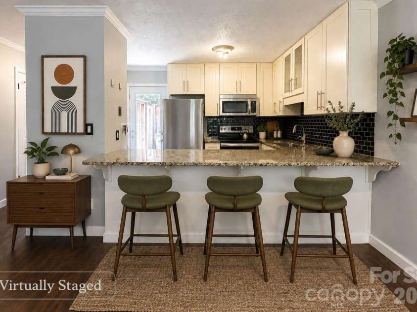 119 Colony Drive, Arden, NC 28704.  MLS# CAR4408014, YatesRealty ID 42177. Virtually Staged Breakfast Bar