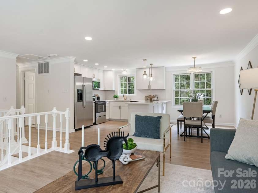 5808 Ryder Avenue, Charlotte, NC 28226.  MLS# CAR4411559, YatesRealty ID 42178. 
