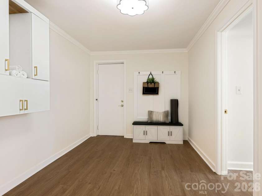 5808 Ryder Avenue, Charlotte, NC 28226.  MLS# CAR4411559, YatesRealty ID 42178. 