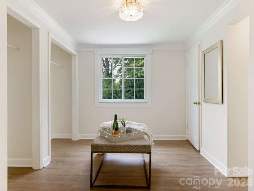 5808 Ryder Avenue, Charlotte, NC 28226.  MLS# CAR4411559, YatesRealty ID 42178. Dressing area/Flex space in Primary