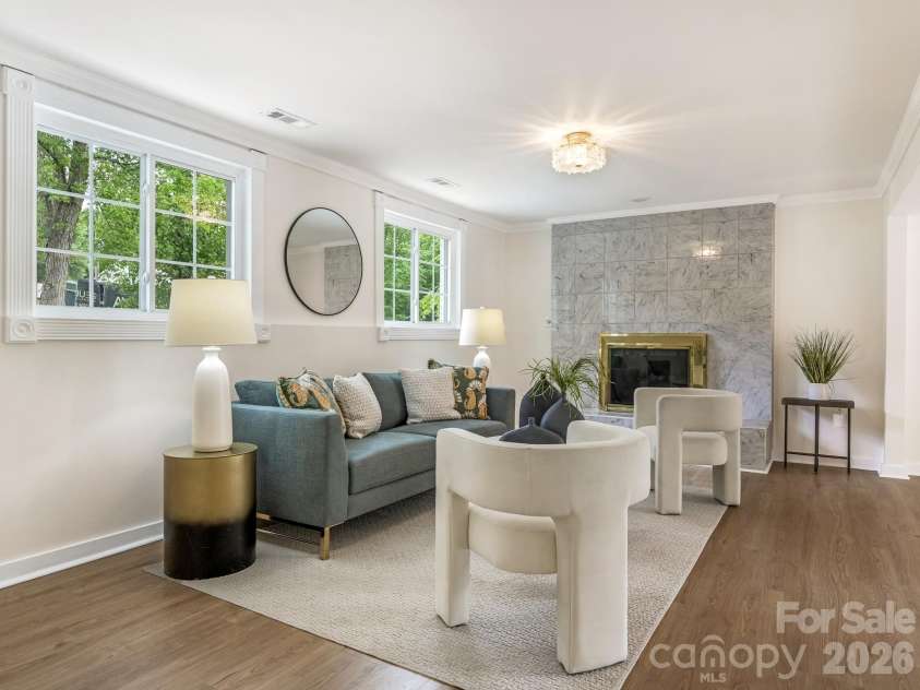 5808 Ryder Avenue, Charlotte, NC 28226.  MLS# CAR4411559, YatesRealty ID 42178. Lower level bonus