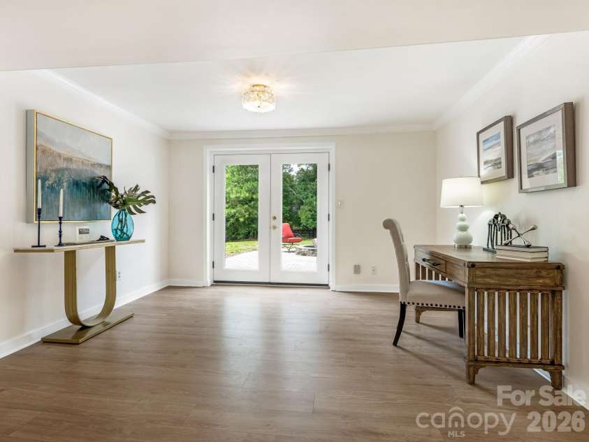 5808 Ryder Avenue, Charlotte, NC 28226.  MLS# CAR4411559, YatesRealty ID 42178. Lower level rec room