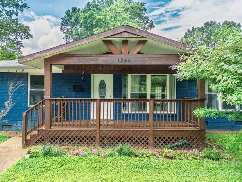 1742 Herrin Avenue, Charlotte, NC 28205.  MLS# CAR4411912, YatesRealty ID 42180. 