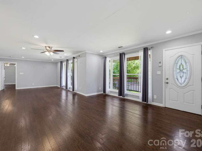 1742 Herrin Avenue, Charlotte, NC 28205.  MLS# CAR4411912, YatesRealty ID 42180. 