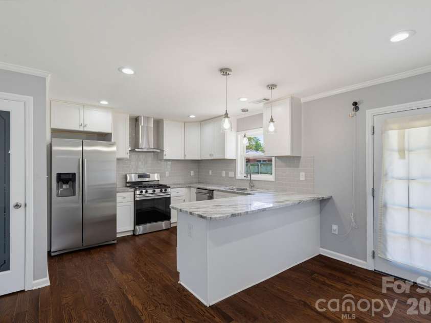 1742 Herrin Avenue, Charlotte, NC 28205.  MLS# CAR4411912, YatesRealty ID 42180. 