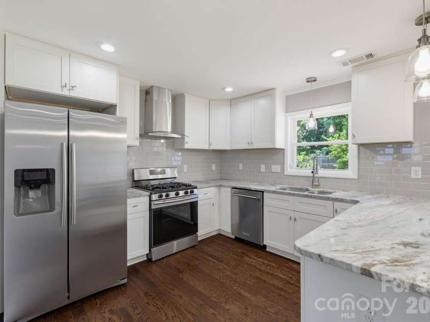 1742 Herrin Avenue, Charlotte, NC 28205.  MLS# CAR4411912, YatesRealty ID 42180. 