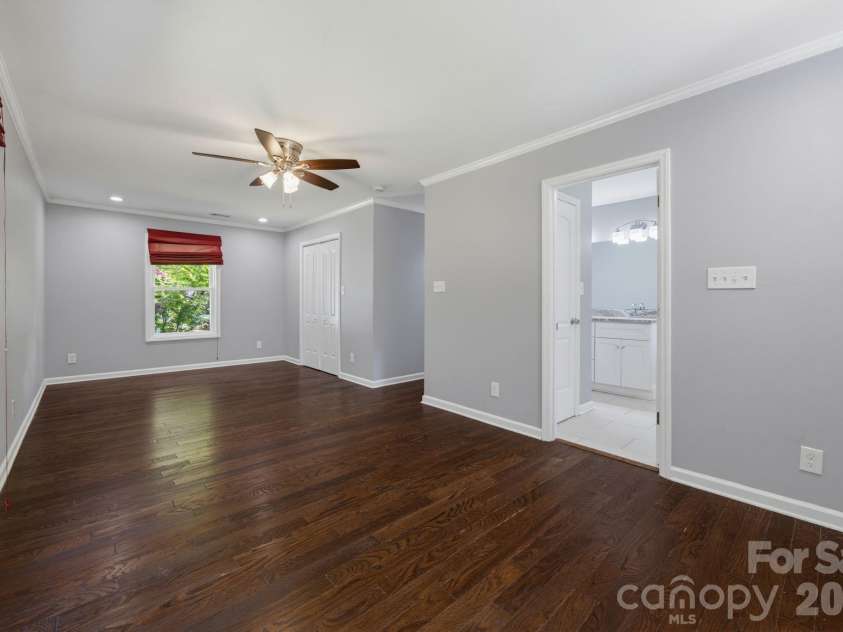 1742 Herrin Avenue, Charlotte, NC 28205.  MLS# CAR4411912, YatesRealty ID 42180. 