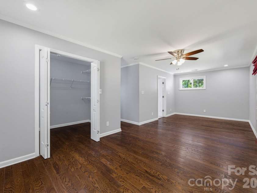 1742 Herrin Avenue, Charlotte, NC 28205.  MLS# CAR4411912, YatesRealty ID 42180. 