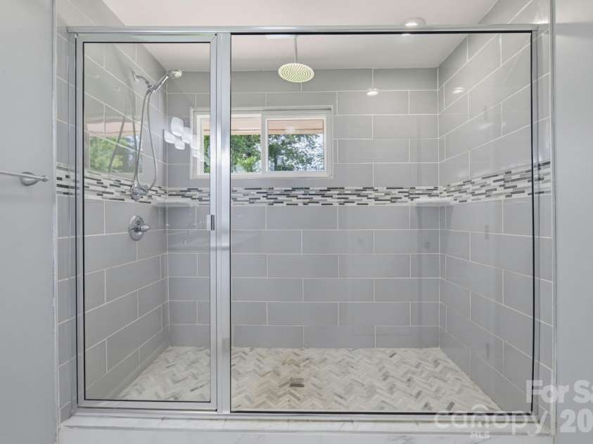 1742 Herrin Avenue, Charlotte, NC 28205.  MLS# CAR4411912, YatesRealty ID 42180. 