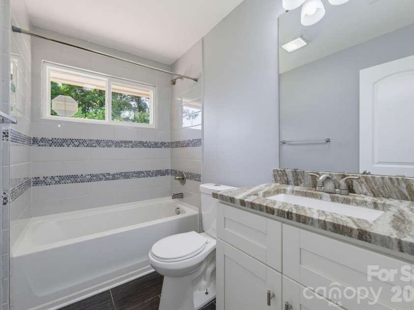 1742 Herrin Avenue, Charlotte, NC 28205.  MLS# CAR4411912, YatesRealty ID 42180. 