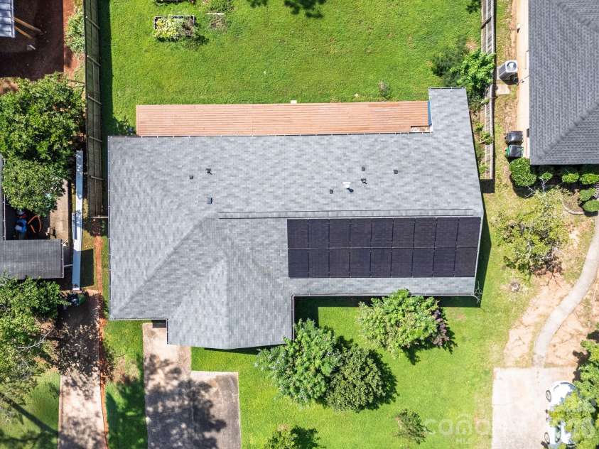 1742 Herrin Avenue, Charlotte, NC 28205.  MLS# CAR4411912, YatesRealty ID 42180. 