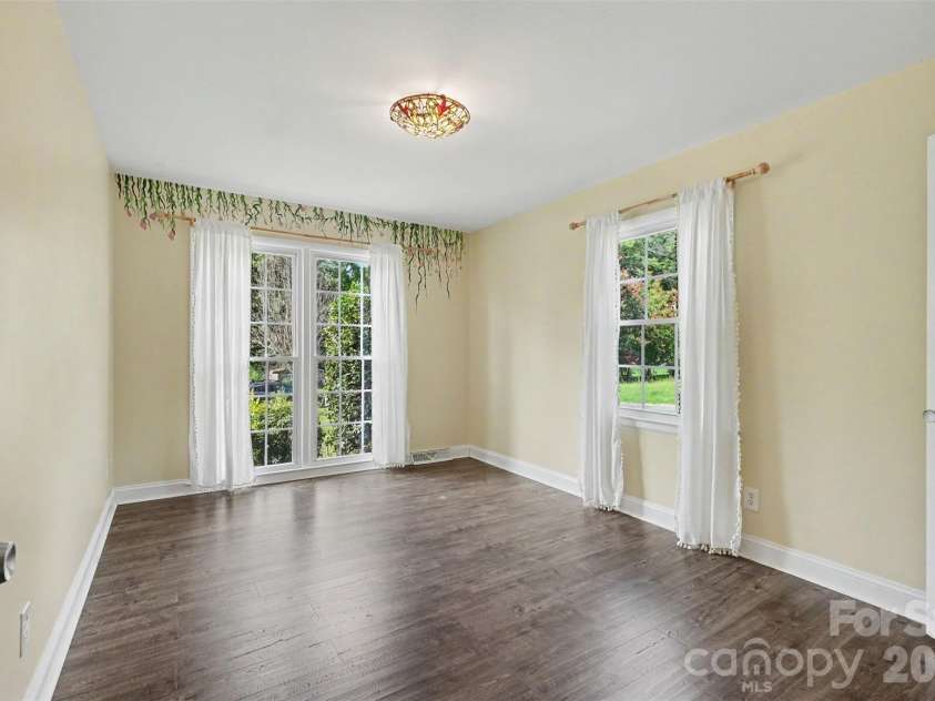 5734 Faulconbridge Road, Charlotte, NC 28227.  MLS# CAR4411161, YatesRealty ID 42181. 