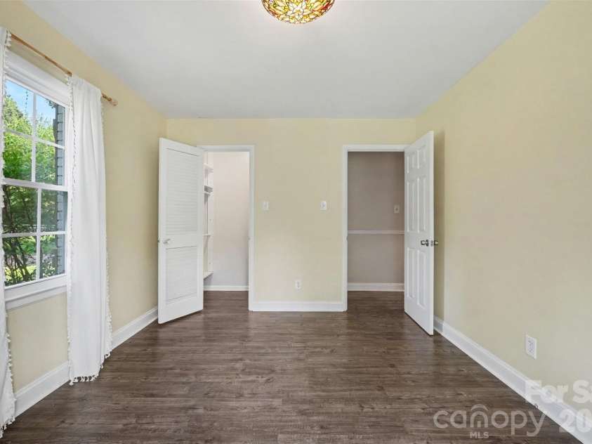 5734 Faulconbridge Road, Charlotte, NC 28227.  MLS# CAR4411161, YatesRealty ID 42181. 