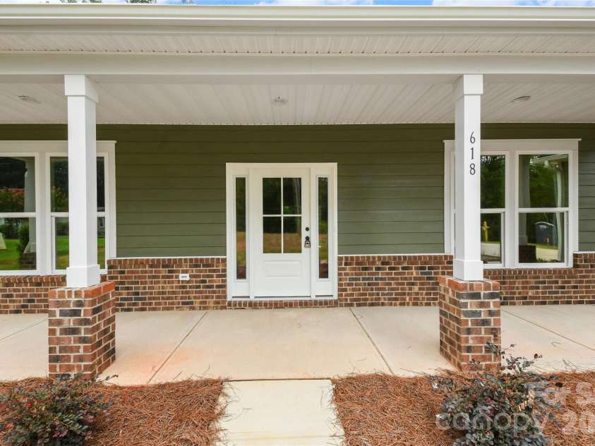 618, Lot 1 Central Drive, Statesville, NC 28677.  MLS# CAR4412093, YatesRealty ID 42183. 