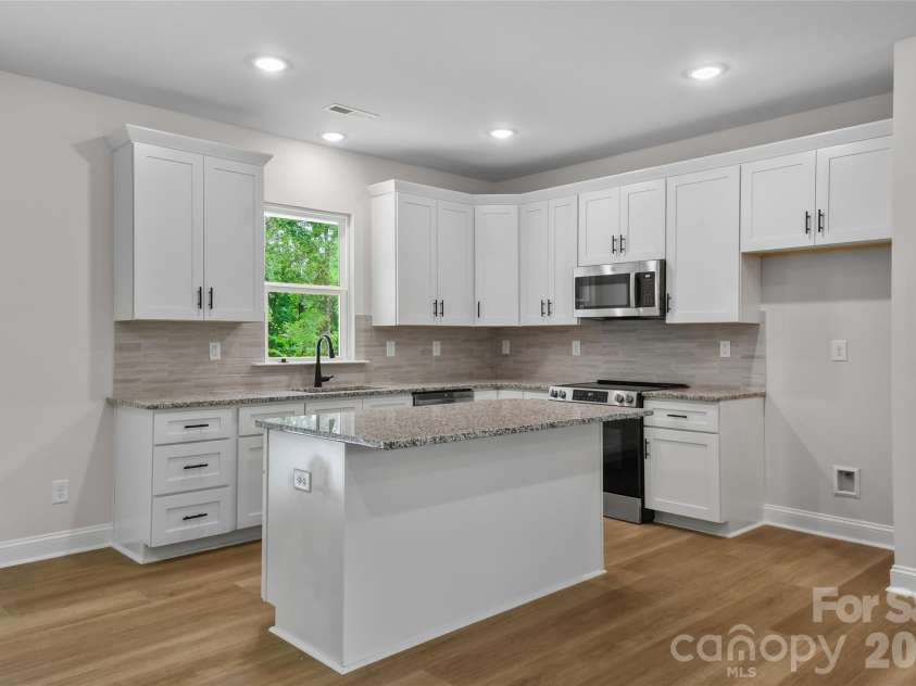 618, Lot 1 Central Drive, Statesville, NC 28677.  MLS# CAR4412093, YatesRealty ID 42183. 
