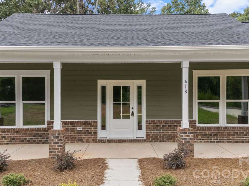 618, Lot 1 Central Drive, Statesville, NC 28677.  MLS# CAR4412093, YatesRealty ID 42183. 