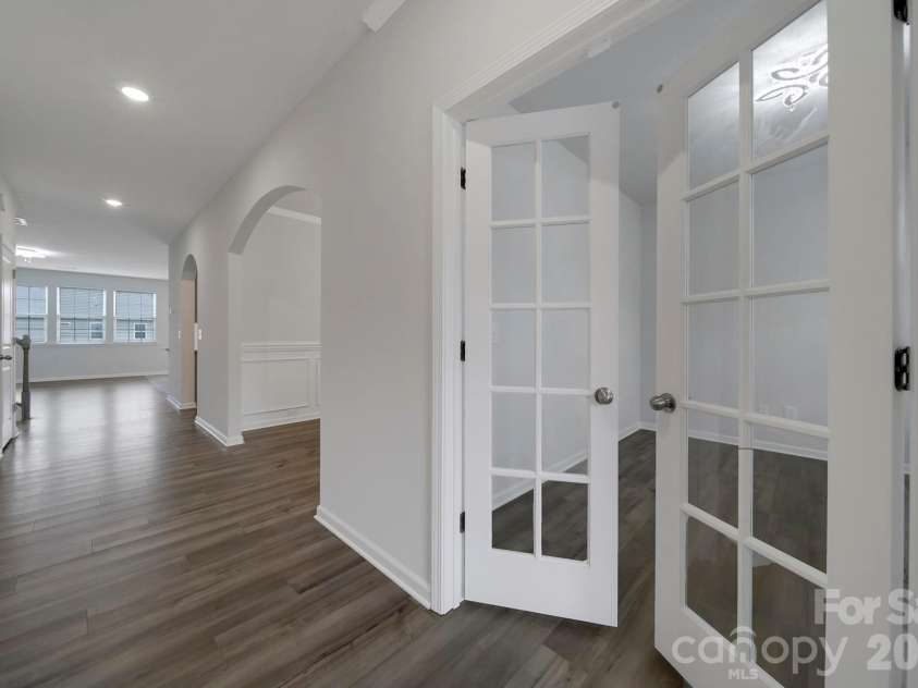 12023 Bishop Castle Drive, Charlotte, NC 28273.  MLS# CAR4411579, YatesRealty ID 42184. 