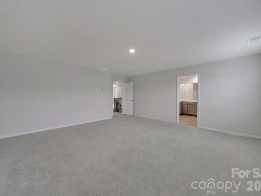 12023 Bishop Castle Drive, Charlotte, NC 28273.  MLS# CAR4411579, YatesRealty ID 42184. 
