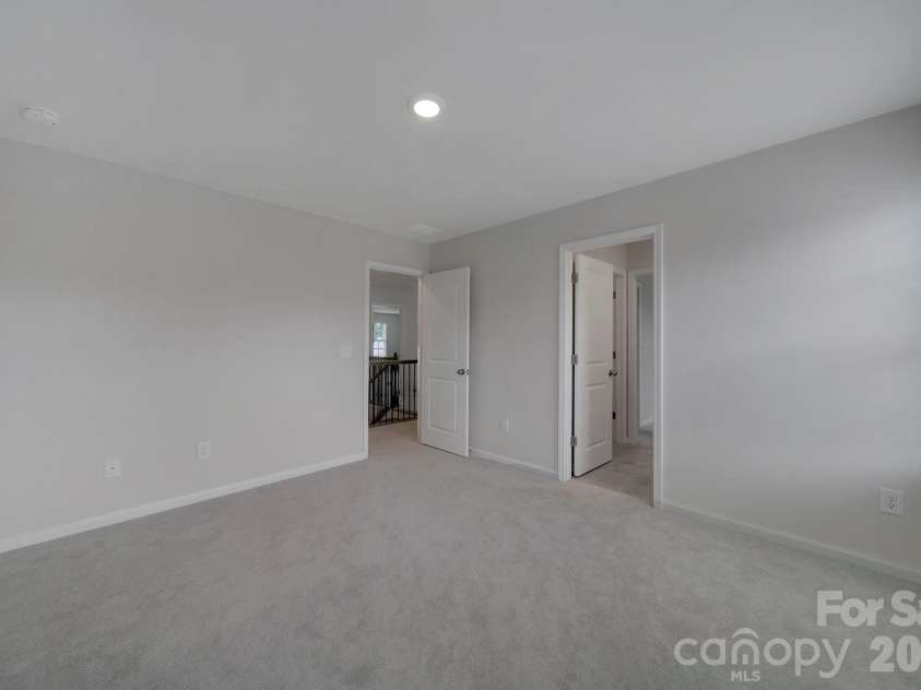 12023 Bishop Castle Drive, Charlotte, NC 28273.  MLS# CAR4411579, YatesRealty ID 42184. 