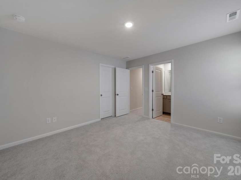 12023 Bishop Castle Drive, Charlotte, NC 28273.  MLS# CAR4411579, YatesRealty ID 42184. 