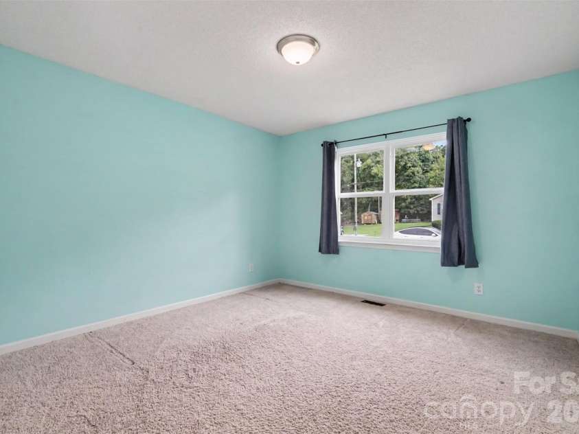 429 Castlewood Circle, Rock Hill, SC 29730.  MLS# CAR4411534, YatesRealty ID 42185. 