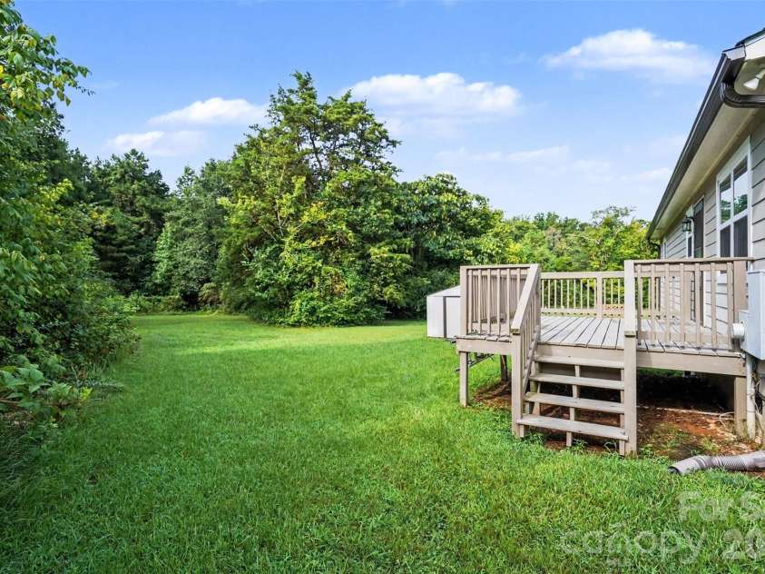 429 Castlewood Circle, Rock Hill, SC 29730.  MLS# CAR4411534, YatesRealty ID 42185. 