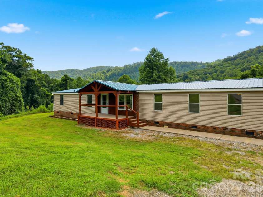 8162 Nc 16 Highway, Moravian Falls, NC 28654.  MLS# CAR4410384, YatesRealty ID 42188. 
