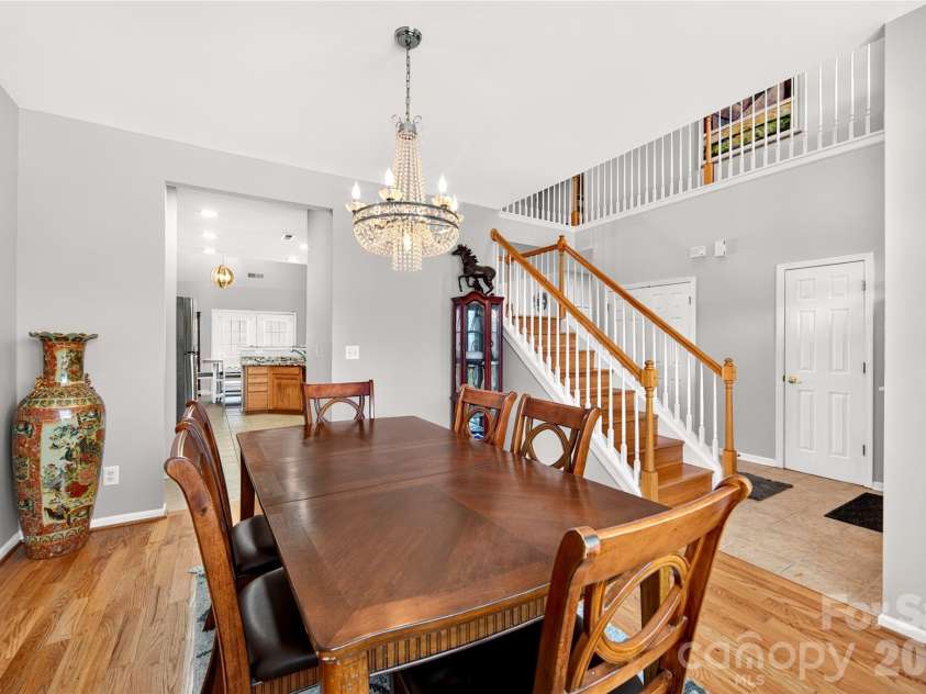 9907 Porta Ferry Drive, Charlotte, NC 28213.  MLS# CAR4408467, YatesRealty ID 42189. 