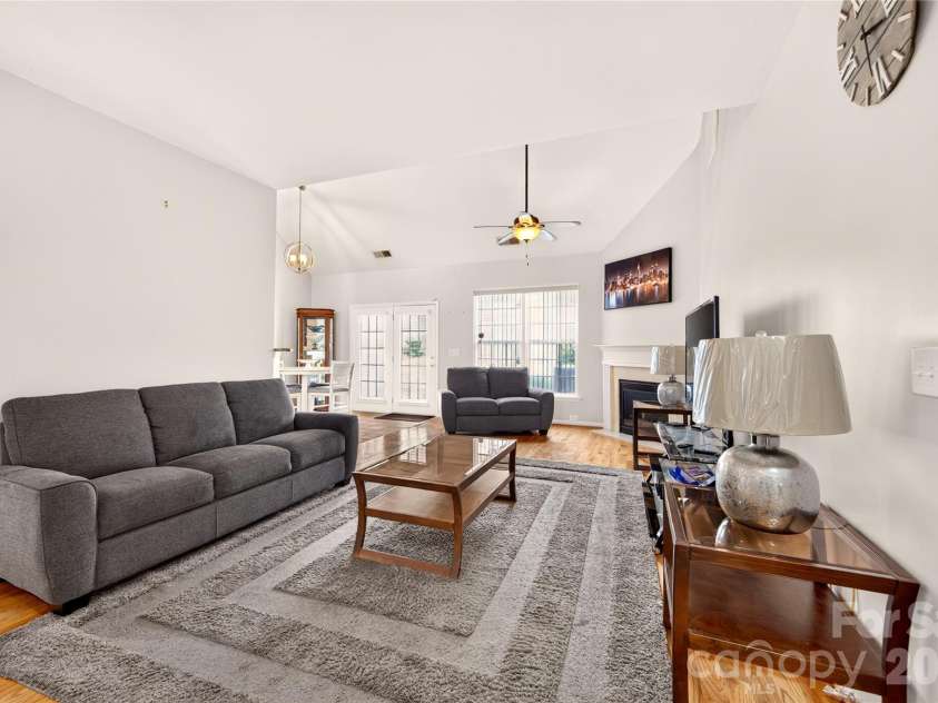 9907 Porta Ferry Drive, Charlotte, NC 28213.  MLS# CAR4408467, YatesRealty ID 42189. 