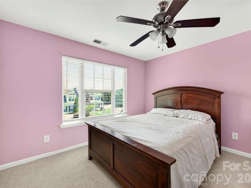 9907 Porta Ferry Drive, Charlotte, NC 28213.  MLS# CAR4408467, YatesRealty ID 42189. 