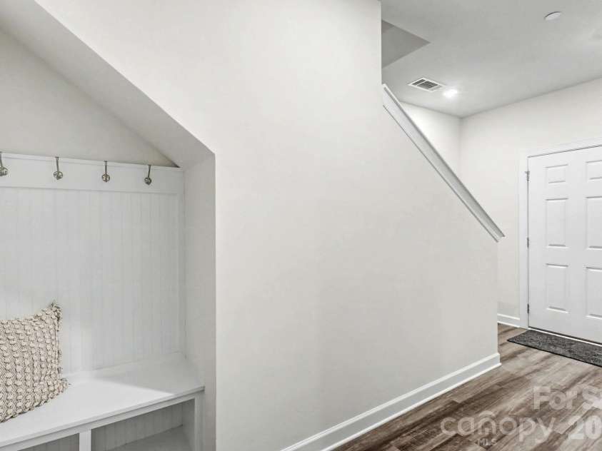 3537 Auburn Curb Road, Charlotte, NC 28217.  MLS# CAR4350906, YatesRealty ID 4219. Drop Zone