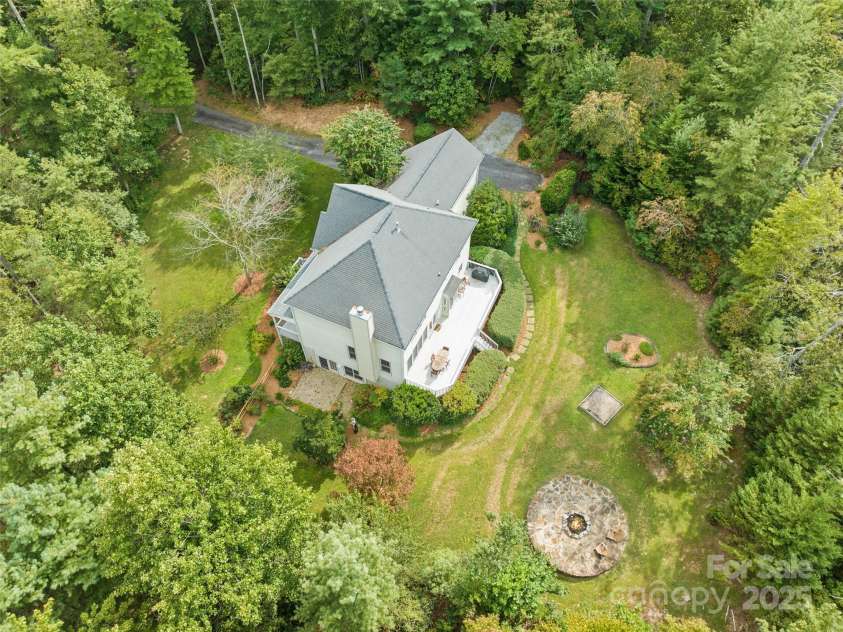 6 Dogwood Lane, Fletcher, NC 28732.  MLS# CAR4302762, YatesRealty ID 4219. 