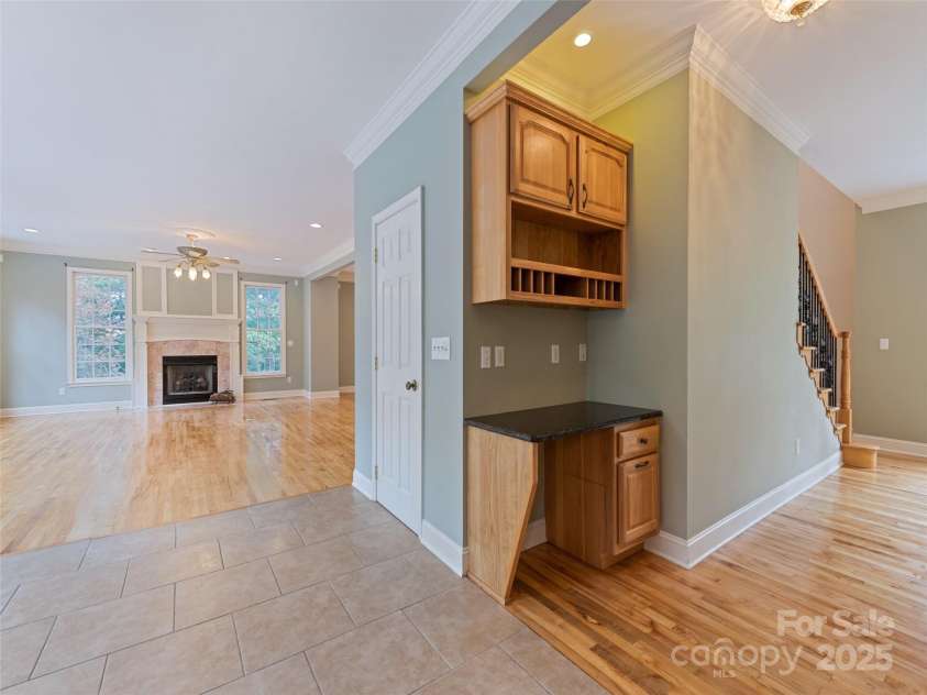 6 Dogwood Lane, Fletcher, NC 28732.  MLS# CAR4302762, YatesRealty ID 4219. 
