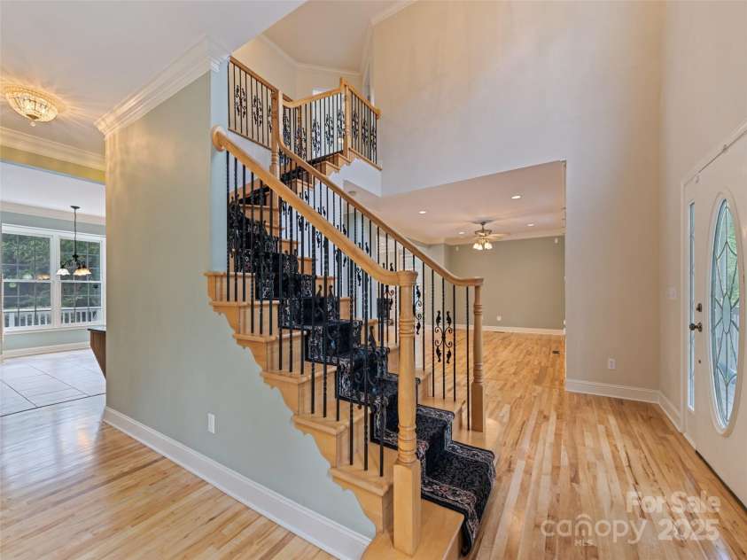 6 Dogwood Lane, Fletcher, NC 28732.  MLS# CAR4302762, YatesRealty ID 4219. 