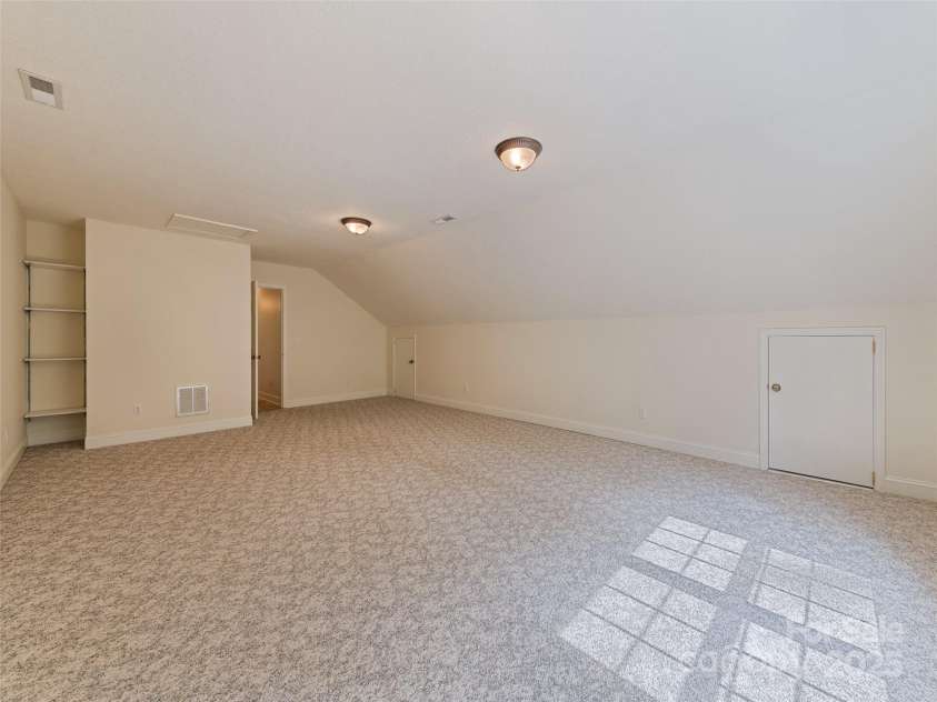 6 Dogwood Lane, Fletcher, NC 28732.  MLS# CAR4302762, YatesRealty ID 4219. 