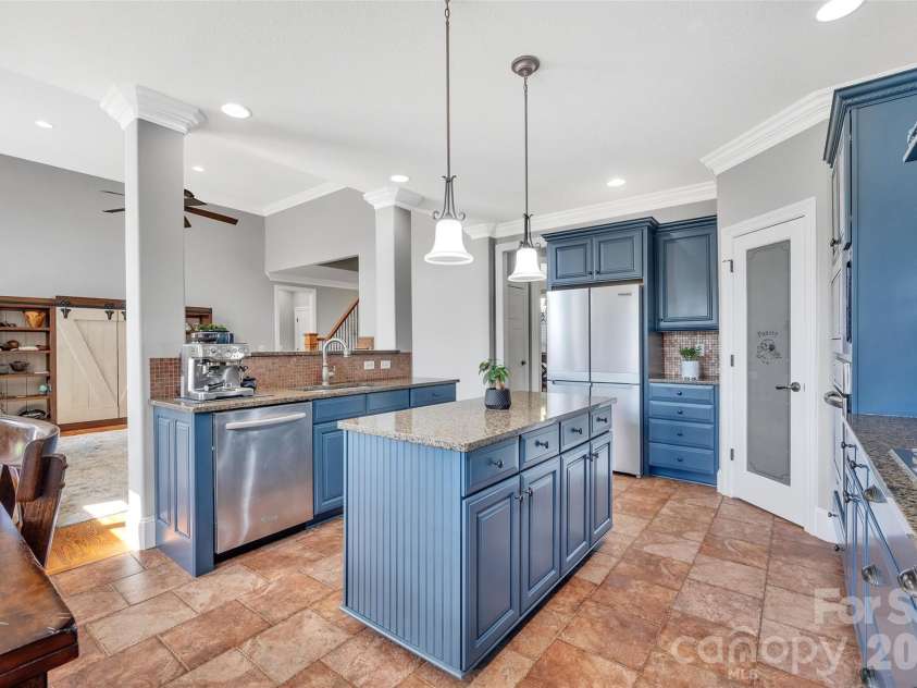 37 Carland Drive, Arden, NC 28704.  MLS# CAR4409376, YatesRealty ID 42190. Kitchen