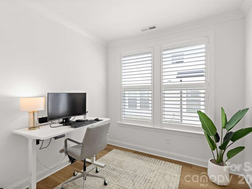 6023 Corbin Woods Court, Charlotte, NC 28226.  MLS# CAR4401327, YatesRealty ID 42191. 