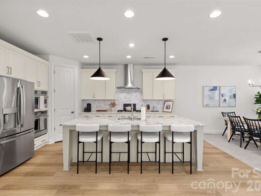6023 Corbin Woods Court, Charlotte, NC 28226.  MLS# CAR4401327, YatesRealty ID 42191. 
