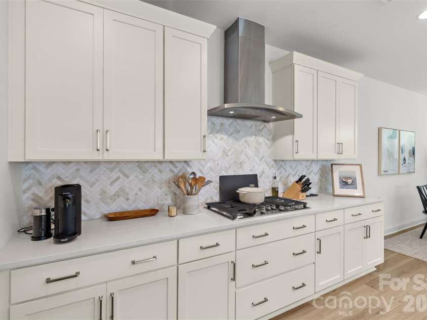 6023 Corbin Woods Court, Charlotte, NC 28226.  MLS# CAR4401327, YatesRealty ID 42191. 