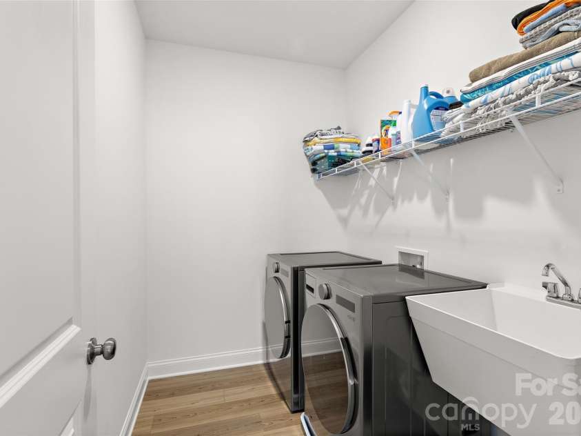 6023 Corbin Woods Court, Charlotte, NC 28226.  MLS# CAR4401327, YatesRealty ID 42191. 